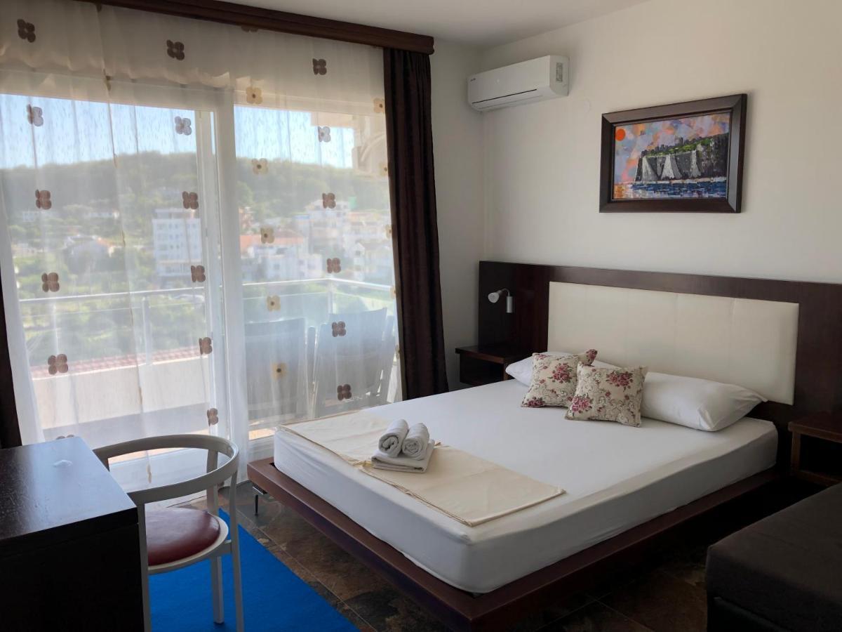Apartments Fourroses Ulcinj Exterior foto